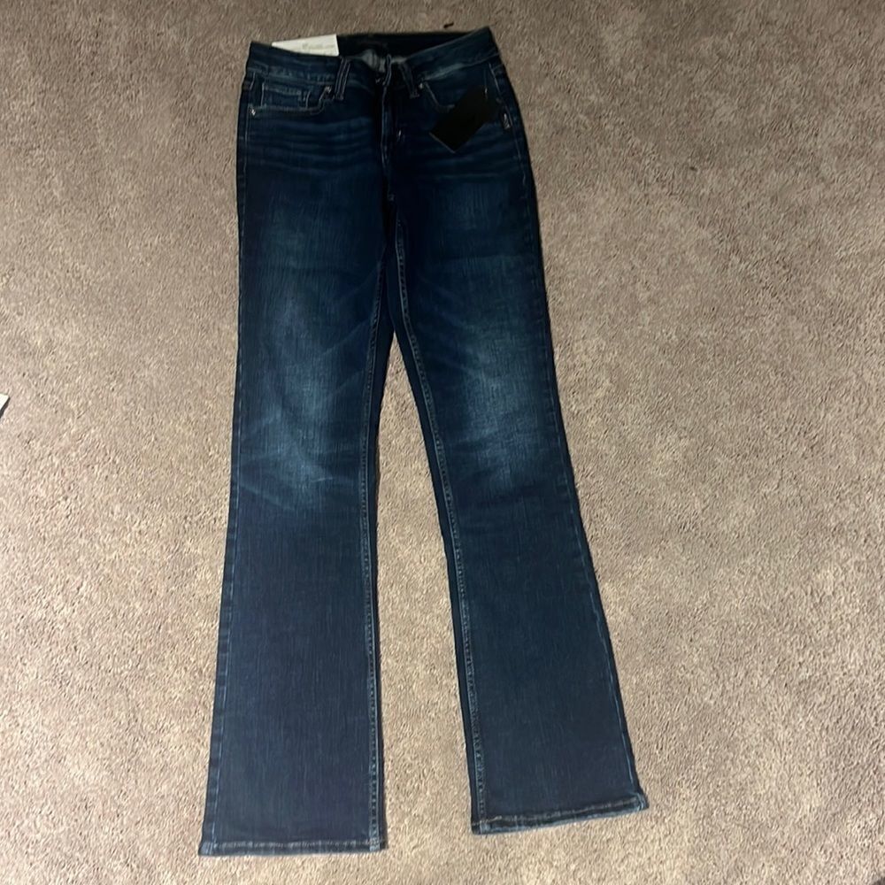 🔥Silver Jeans Co slim boot mid rise curvy size 26/33